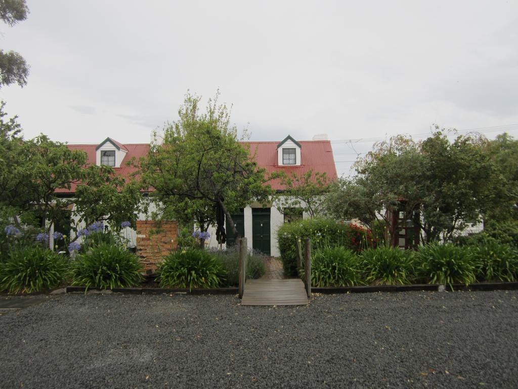 Sorell Barracks Екстериор снимка